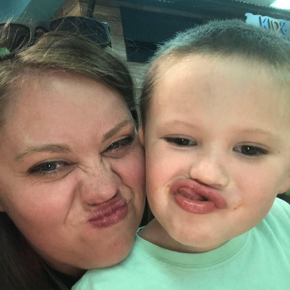 Meet your Posher, Whitney